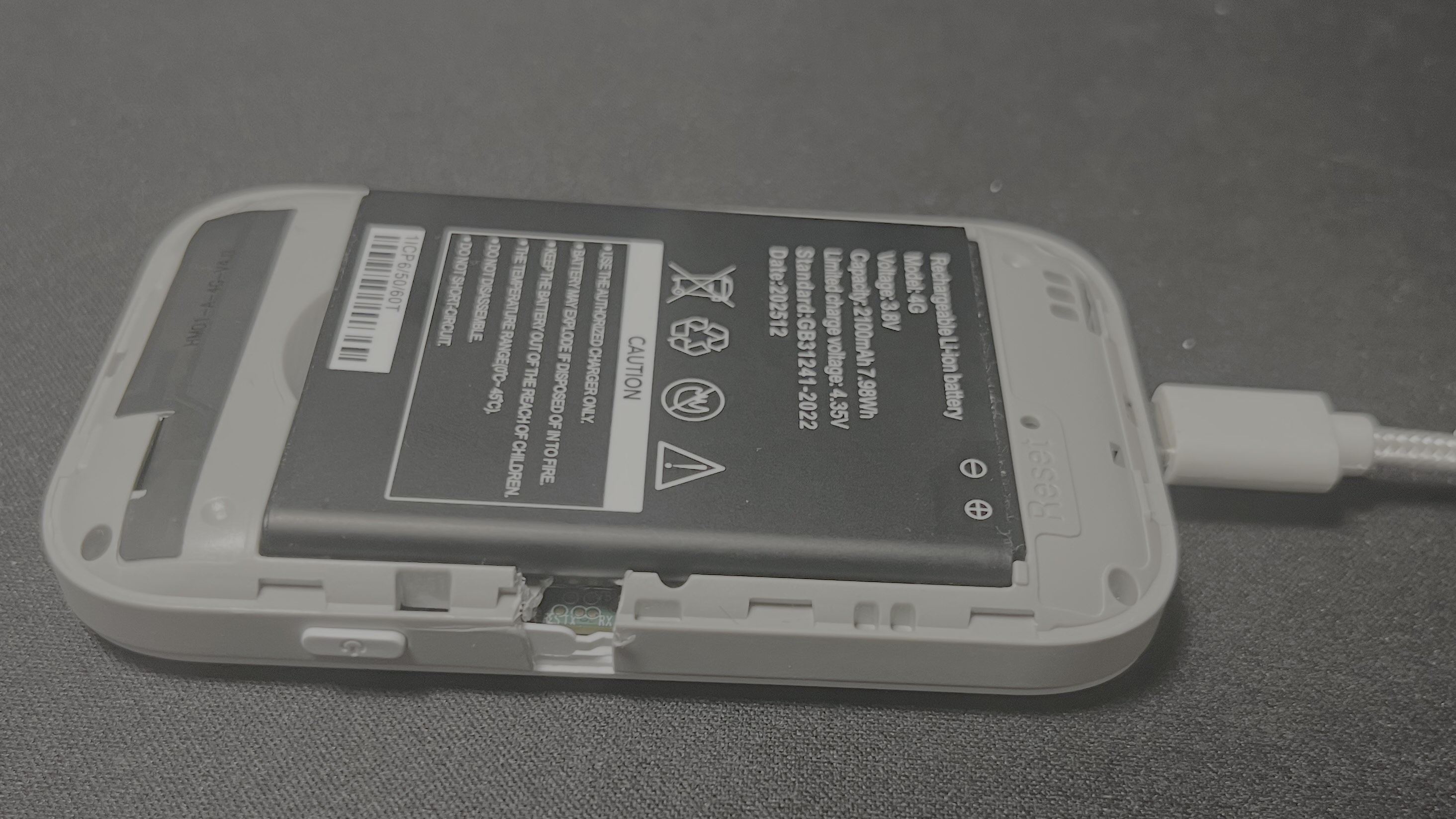MF800 without the back cover and with the (unnecessary) cut-out for the bootloader pins